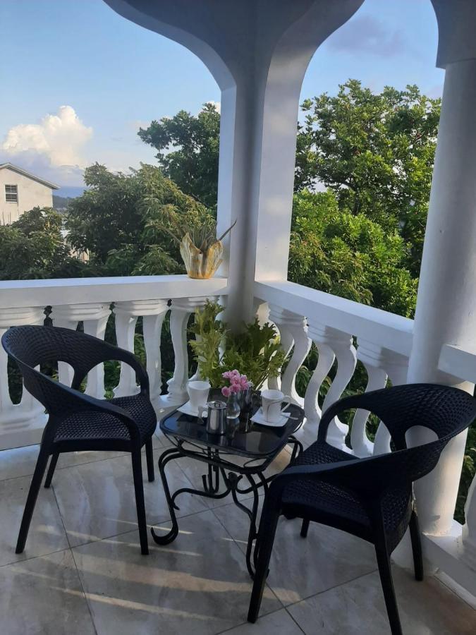 Hill View Vacational Rental 런어웨이베이 외부 사진